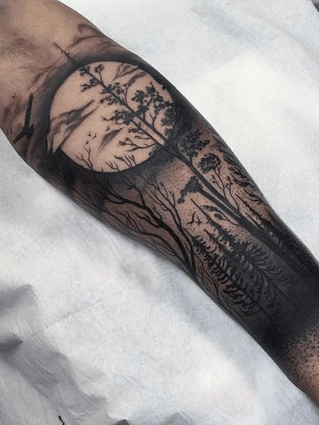 detailné tetovanie na predlaktie